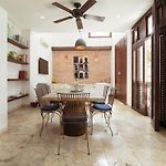 Sophisticated 3Br House With Pool And Ac In Ciudad Amurallada