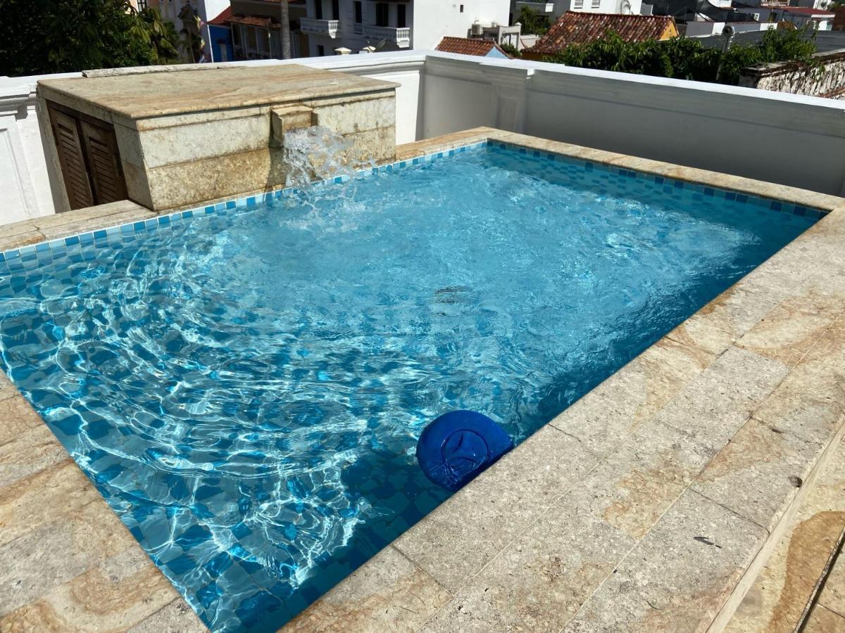 Sophisticated 3br House With Pool And Ac In Ciudad Amurallada Сasa de vacaciones Cartagena